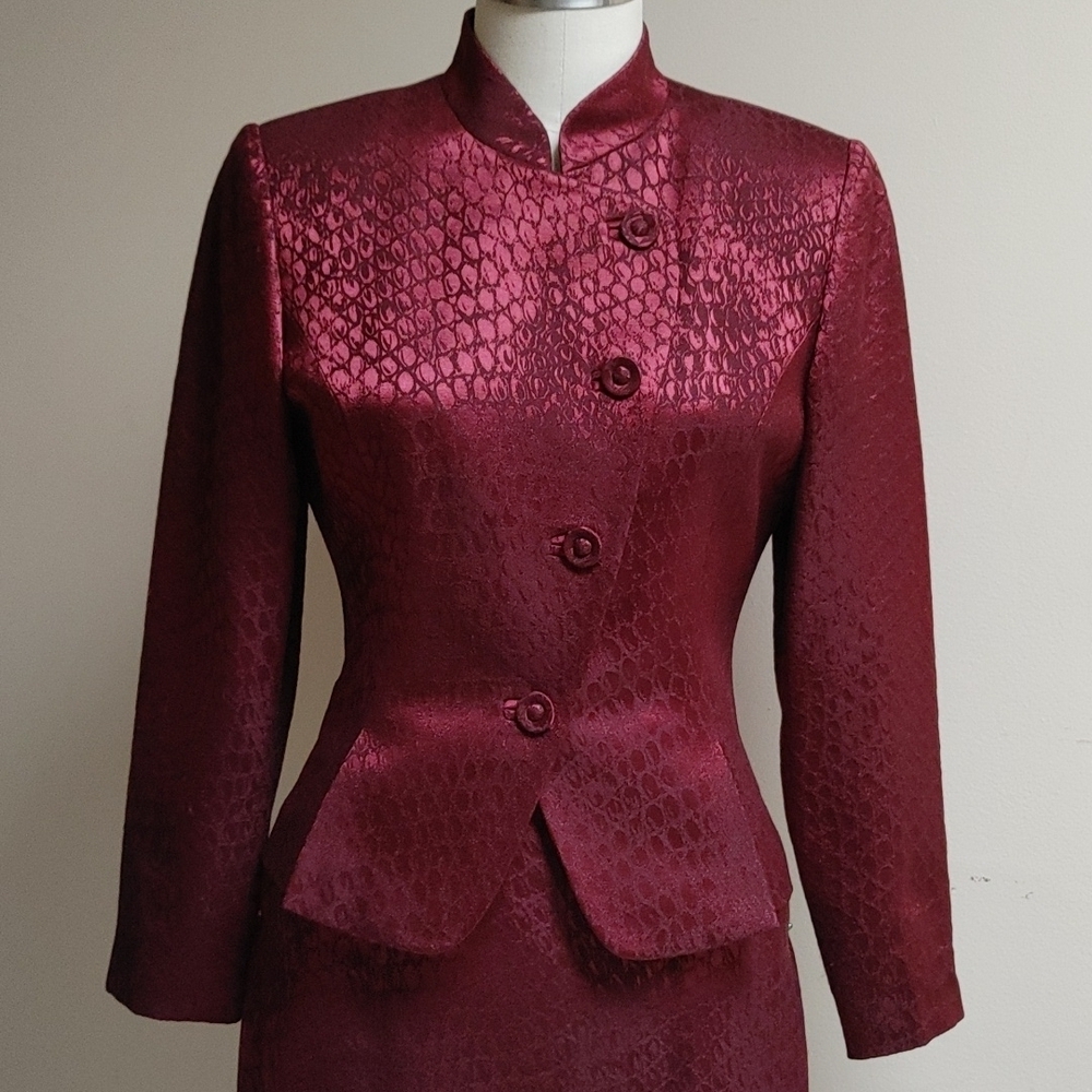Wool & Silk Brocade Albert Nipon Petite Suit in Burgundy - Picture 1 of 16